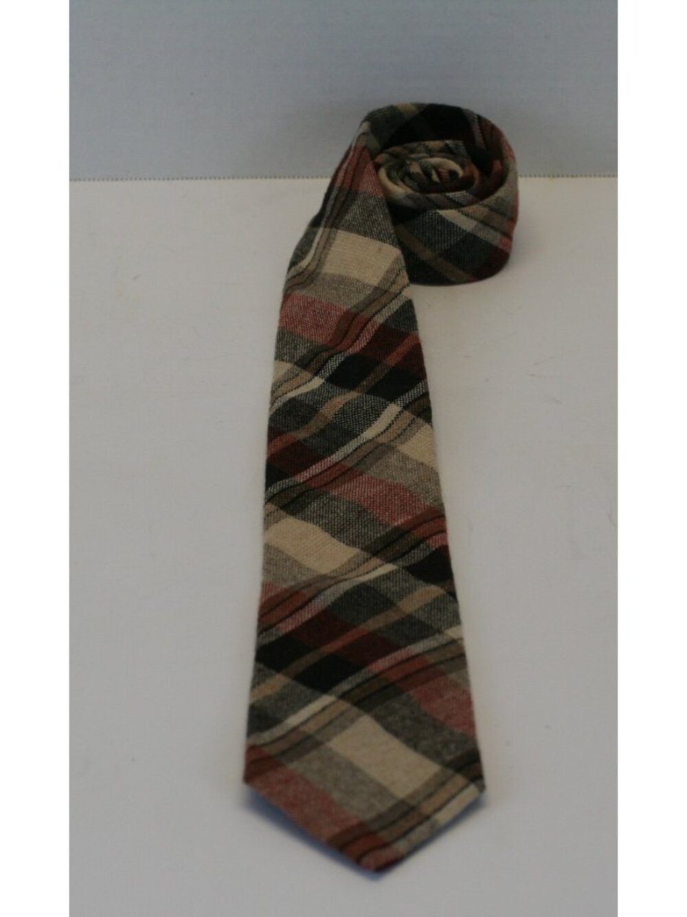 Flying Scotsman Collection Men's Necktie 50% Wool 50% Polyester Tartan Plaid